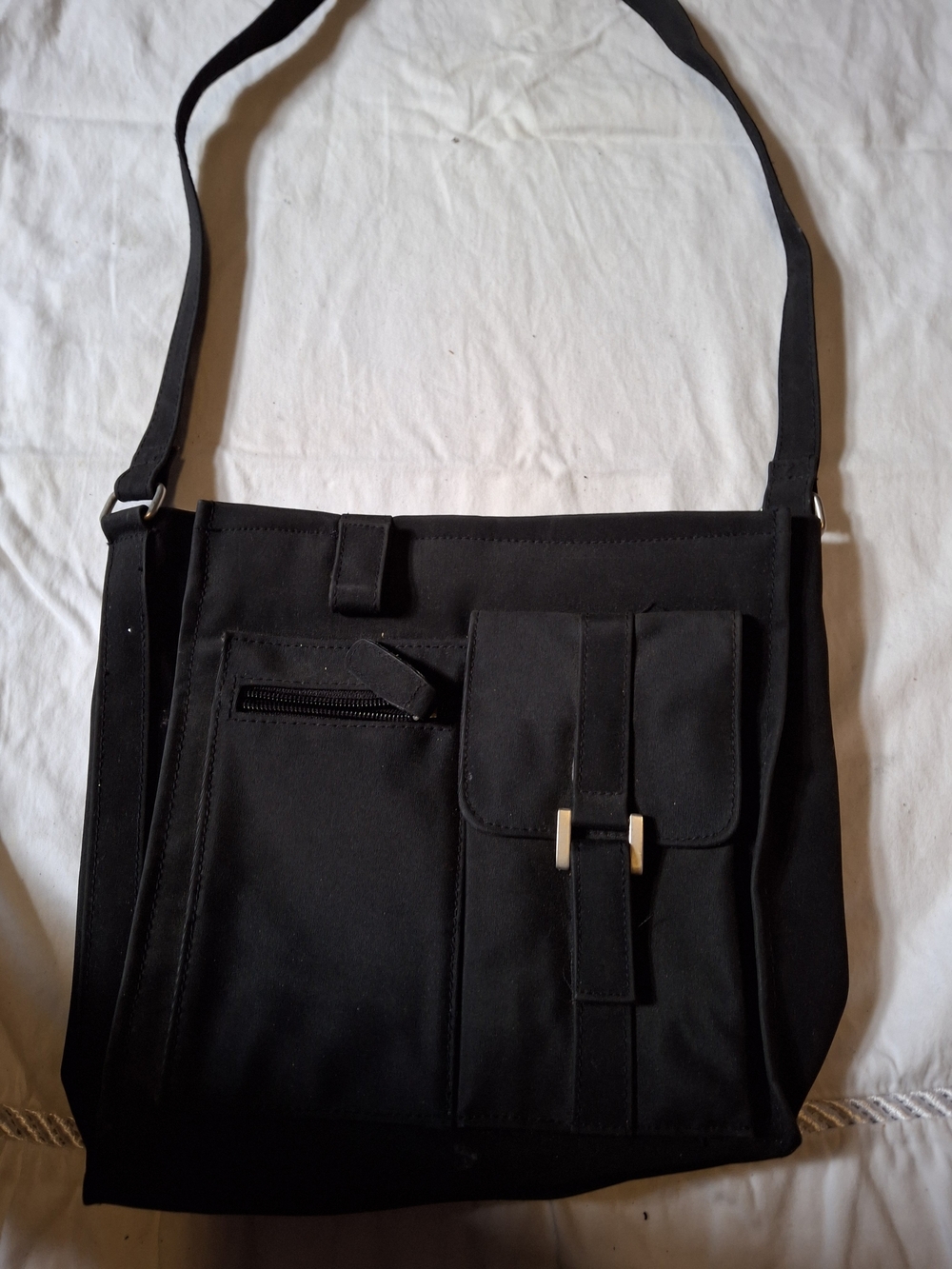 Black Men's Crossbody Messenger Bag - Versatile Everyday Carry